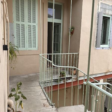 Le Petit Provencal Appartement Nîmes Buitenkant foto
