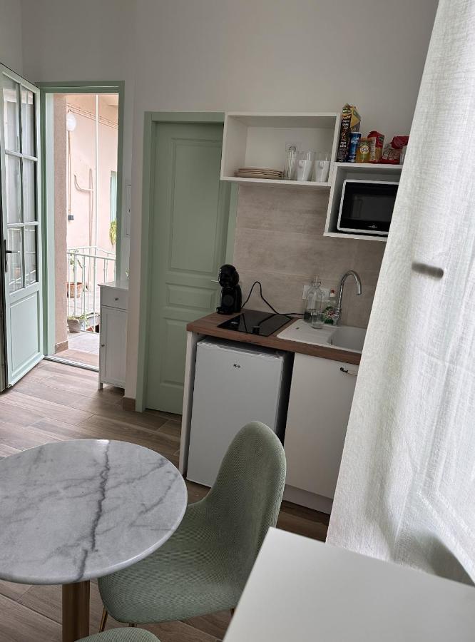 Le Petit Provencal Appartement Nîmes Buitenkant foto